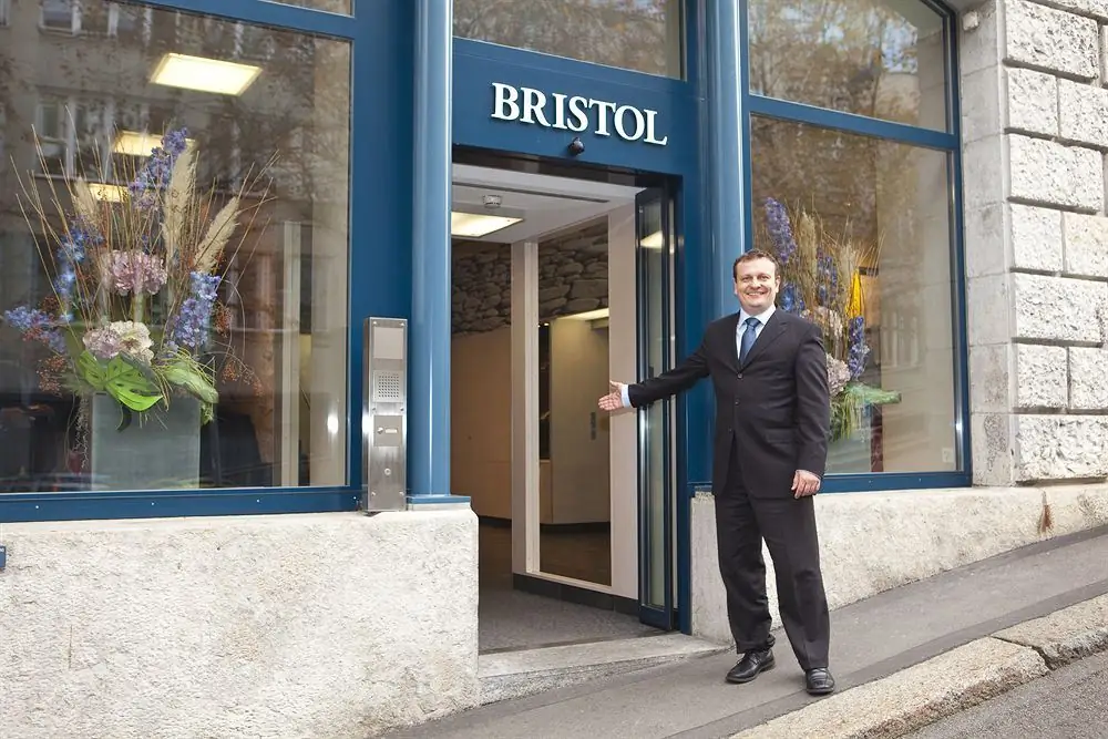 Hoteli ya Bristol