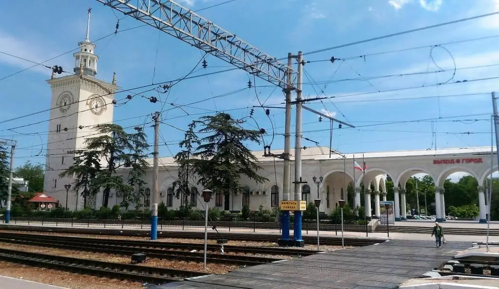 Estación de tren de Simferópol