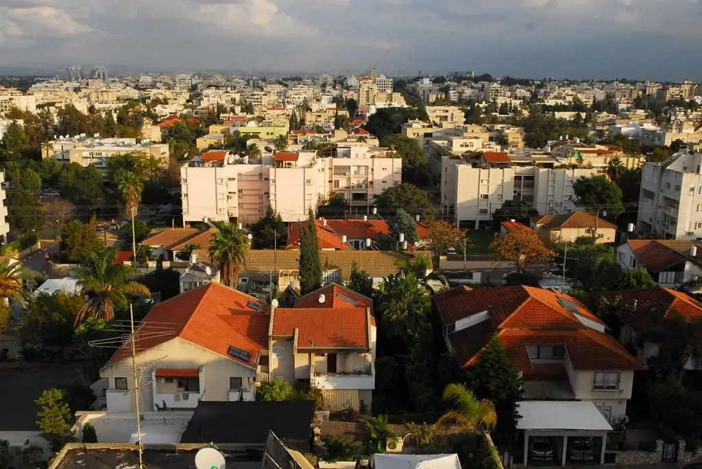 Raanana, Israel: mga pasyalan at kawili-wiling katotohanan