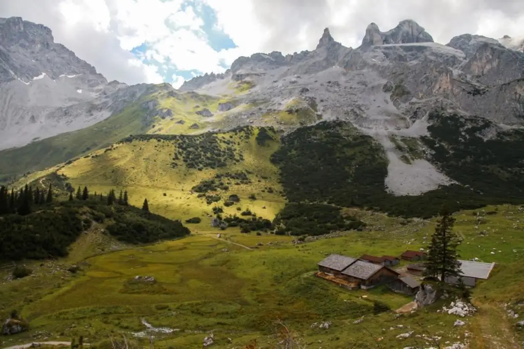 paisagem montanhosa austríaca