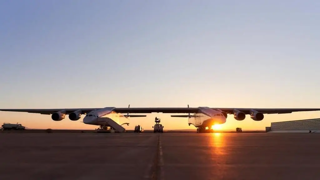 Airplane on the runway