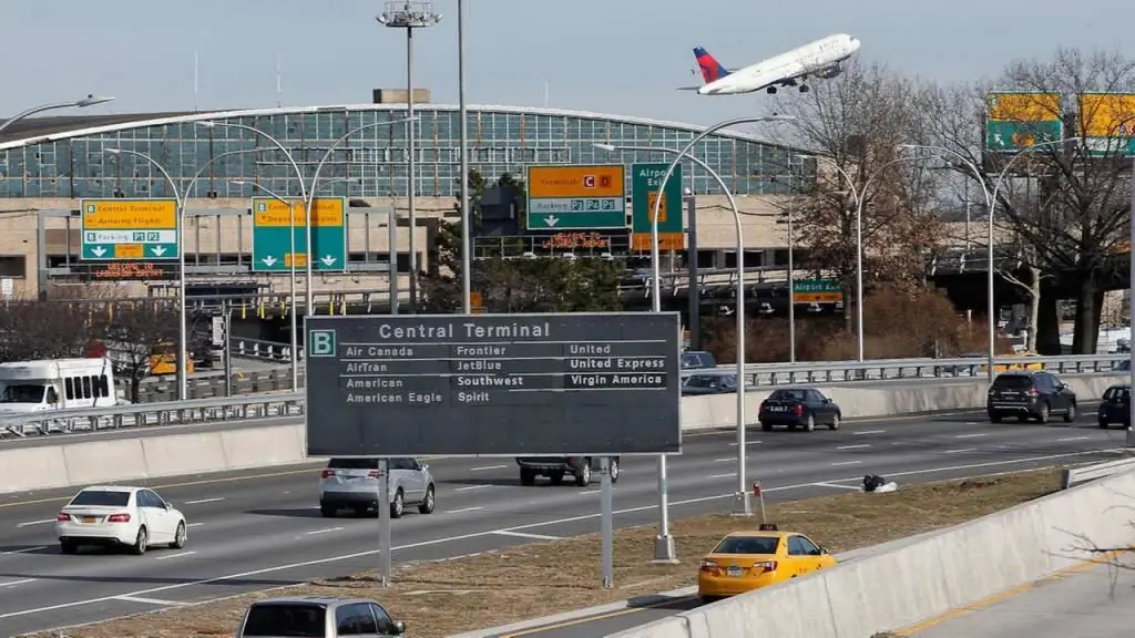 LaGuardia airport