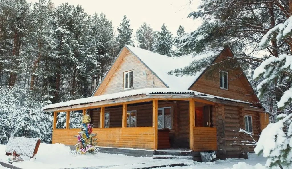 Centro de recreação "Polyana" em Severodvinsk: características de recreação, como chegar