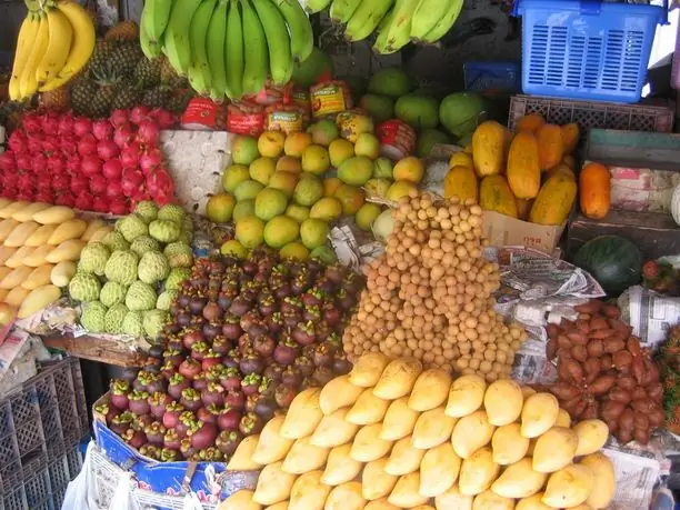 mga night market