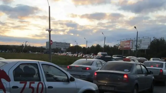 Murmansk hava limanına necə çatmaq olar