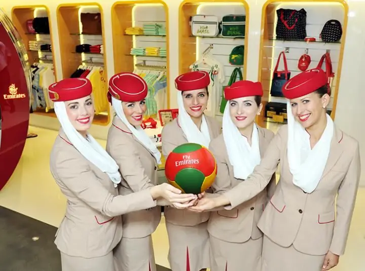 emirates-ի բորտուղեկցորդուհիները