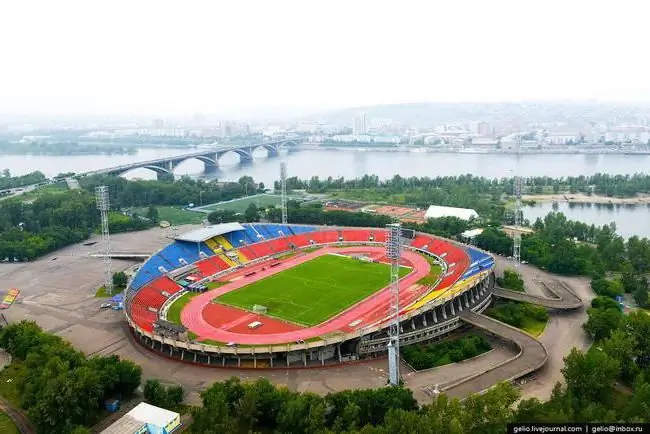 Stade central de Krasnoïarsk : photos, histoire et avenir