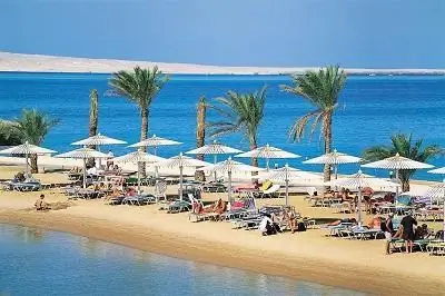 อียิปต์ที่ไม่มีใครเทียบ รีสอร์ทของ Hurghada, Sharm el-Sheikh และ Taba