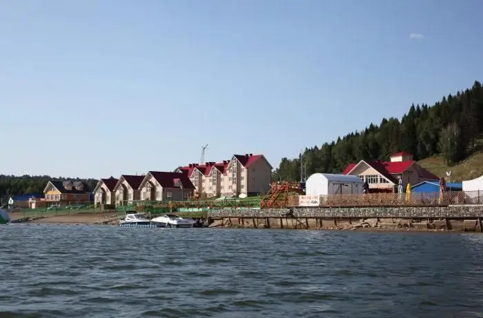 Egész évben nyitva tartó rekreációs központ "Pavlovsky Park", Ufa. Rekreációs központ Baskíriában