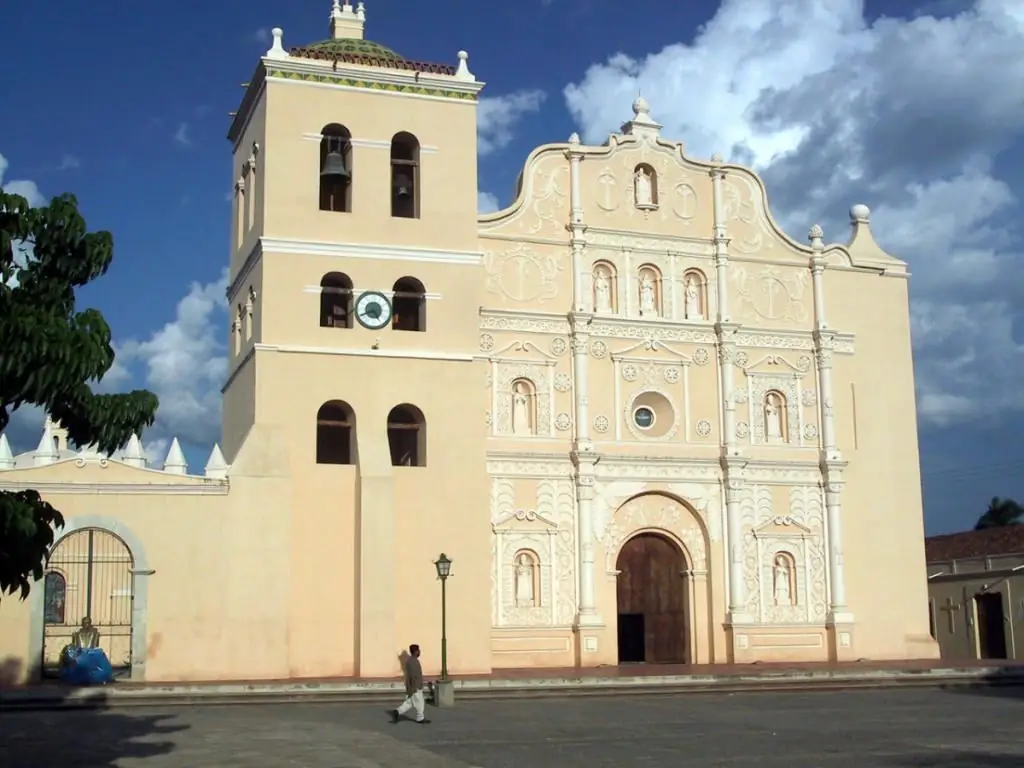 Catedral de la ciudad de Camayaguo