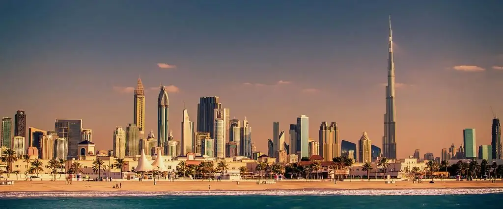 De beste hotellene i Dubai: liste, beskrivelse, anmeldelser av turister, bilder