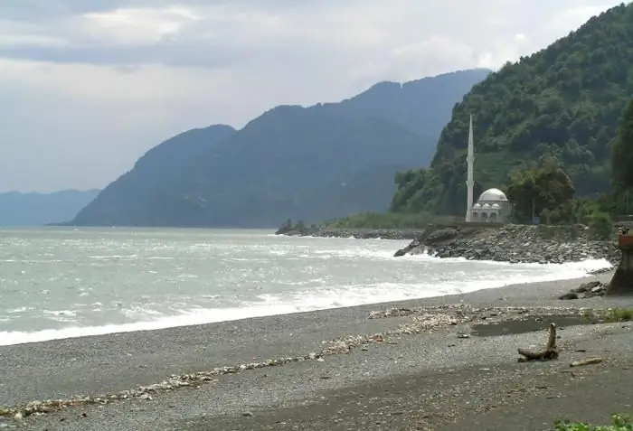 Gürcü tatil köyleri: tüm yıl boyunca bir peri masalı