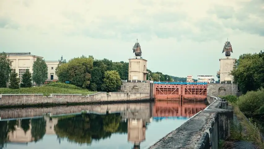 Yakhroma Sehenswürdigkeiten Foto