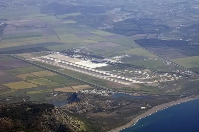 Marmaris aeroporti: u qayerda, u qanday xizmatlarni taqdim etadi, u erga qanday borish mumkin