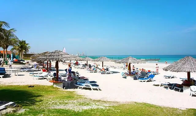 uae lou lou odmaralište na plaži 3