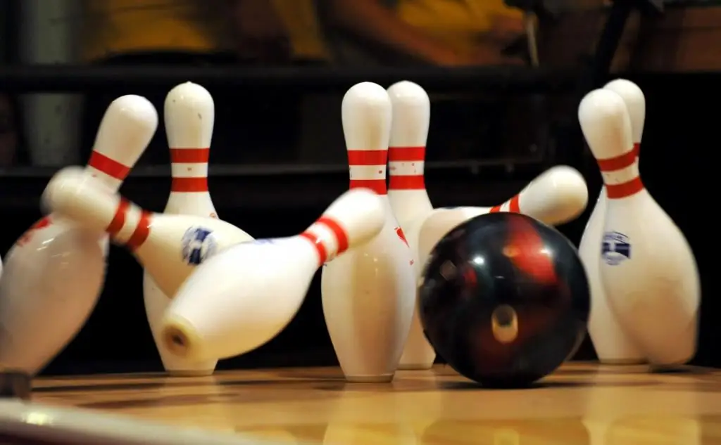 Kursk'ta Bowling: adresler, fiyatlar