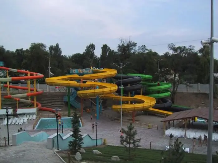 Water park sa Almaty: alin ang pipiliin?