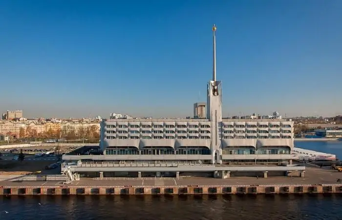 Marine Station ở St.Petersburg: làm thế nào để đến đó